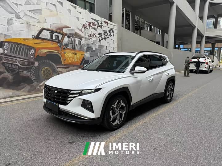 Hyundai Tucson L 1.5T Automatic Two-Wheel Drive DLX Luxury - автомобиль из Китая