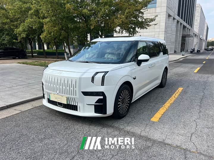 Zeekr 009 Facelift WE Edition - car from China