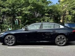 BMW 5 Series Facelift 525Li M Sport Package - photo 2