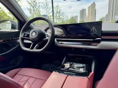BMW 5 Series Facelift 525Li M Sport Package - photo 5