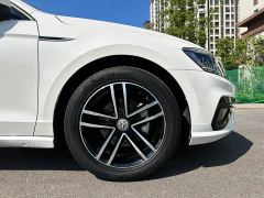 Volkswagen Lamando 280TSI DSG Luxury Phantom Edition - photo 8
