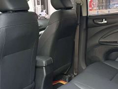 Kia Yipao 1.4L CVT Fun Sunroof Edition - фото 6