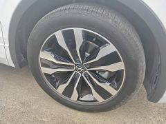 Volkswagen Tiguan L 330TSI Automatic FWD R-Line Comfort Edition - photo 6