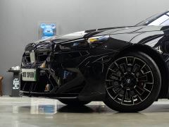 BMW M5 New Energy M5 - фото 5