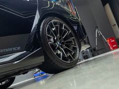 BMW M5 New Energy M5 - фото 7