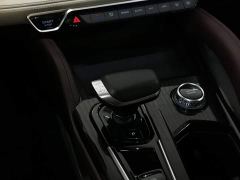 Geely Xingyue L 2.0TD DCT EVO FWD Luxury - photo 13
