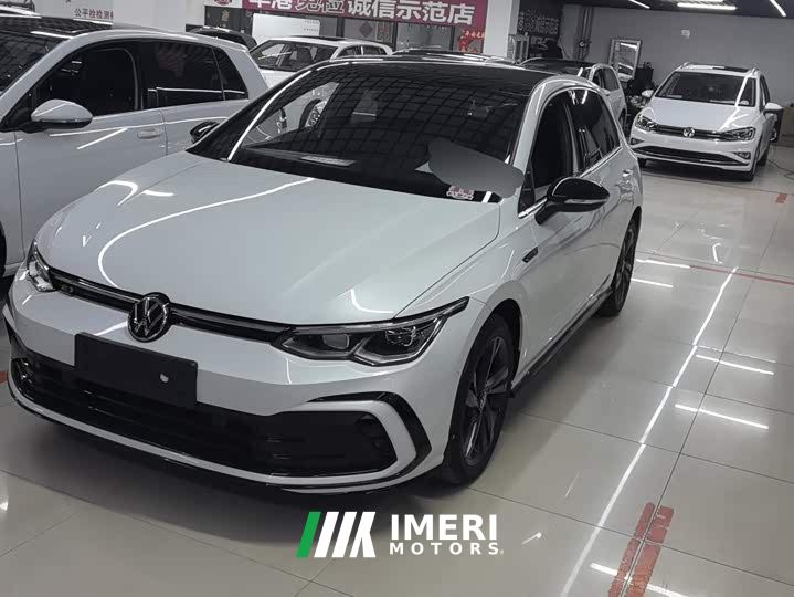 Volkswagen Golf 280TSI DSG R-Line - car from China