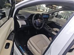 Toyota Sienna 2.5L Hybrid Premium Edition - photo 15