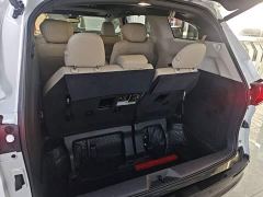 Toyota Sienna 2.5L Hybrid Premium Edition - photo 18