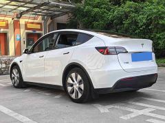 Tesla Model Y Standard Range RWD - фото 9