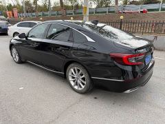 Honda Accord 260TURBO Luxury Edition - photo 6