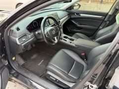 Honda Accord 260TURBO Luxury Edition - photo 7