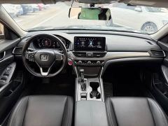 Honda Accord 260TURBO Luxury Edition - photo 9