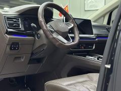 Volkswagen Viloran 380TSI Prestige - ფოტო 7
