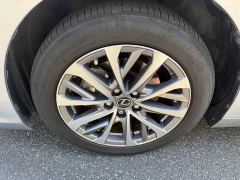 Lexus ES 200 Excellence Edition - ფოტო 14