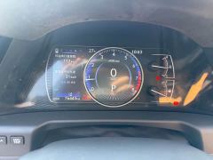 Lexus ES 200 Excellence Edition - ფოტო 17