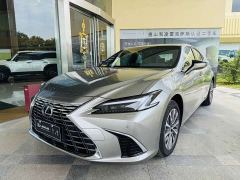 Lexus ES 200 Premium Edition - ფოტო 1