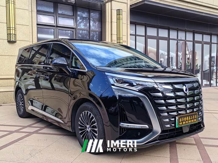 Denza D9 DM-i 980 Four-Wheel Drive Premium