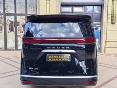 Denza D9 DM-i 980 Four-Wheel Drive Premium - фото 5