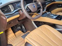 Denza D9 DM-i 980 Four-Wheel Drive Premium - фото 7