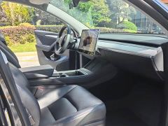 Tesla Model Y Rear-Wheel Drive - ფოტო 9