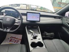 BYD Qin PLUS DM-i Smart Drive Edition 55KM Leading - фото 12
