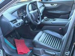 FAW Red Flag E-QM5 Facelift Base Mobility Edition - photo 6