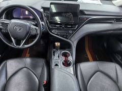 Toyota Camry 2.5G Luxury - фото 9