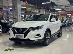 Nissan Qashqai 2.0L CVT XV Premium Luxury - фото 1