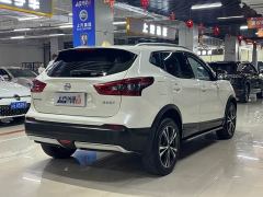Nissan Qashqai 2.0L CVT XV Premium Luxury - фото 11