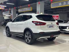 Nissan Qashqai 2.0L CVT XV Premium Luxury - фото 13