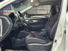 Nissan Qashqai 2.0L CVT XV Premium Luxury - фото 4