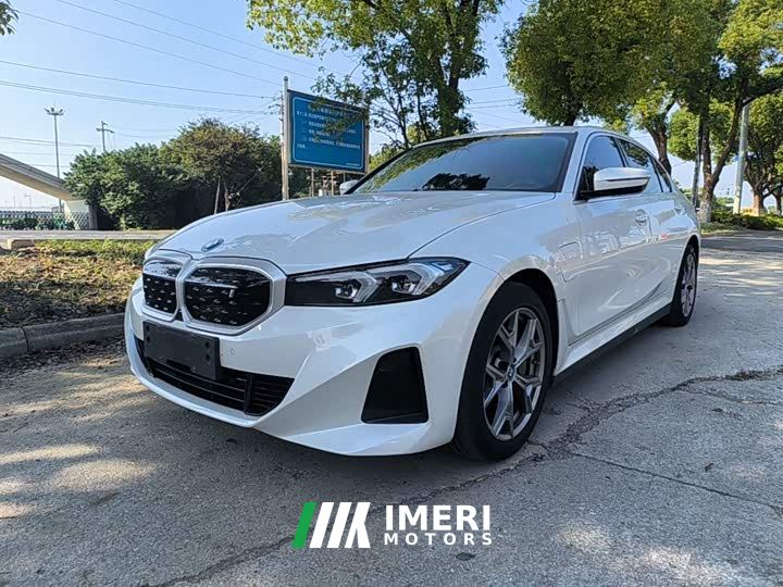 BMW i3 eDrive 35 L - car from China