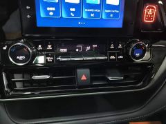 Toyota Highlander 2.5L Intelligent Hybrid AWD Luxury 7-Seater - фото 12