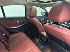 BMW 3 Series 325i M Sport Package - ფოტო 16