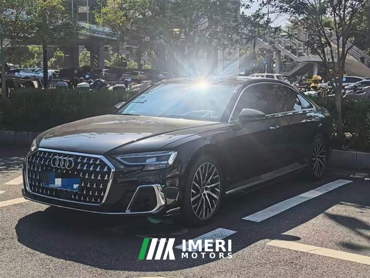Audi A8 A8L 55 TFSI quattro Flagship - автомобиль из Китая