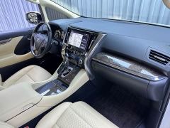 Toyota Vellfire Crown Hybrid 2.5L HV Luxury Edition - фото 17