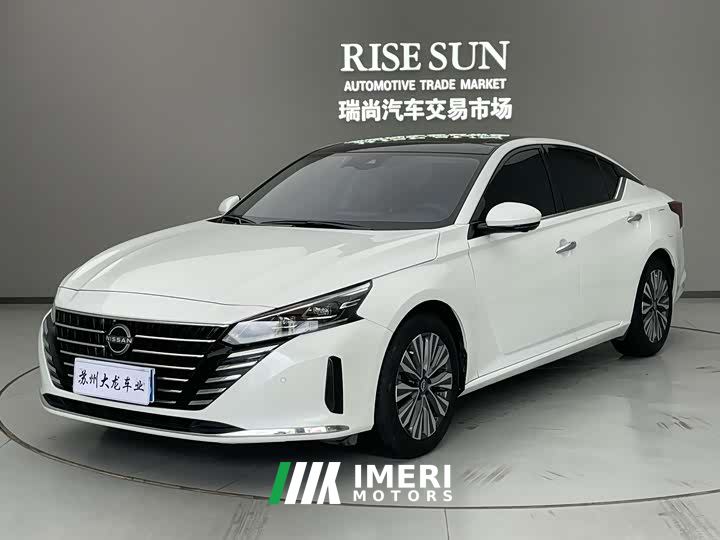 Nissan Teana 2.0L XL-Upr Comfort Edition - car from China