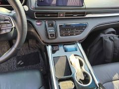 Honda Odyssey 2.0L e:HEV Luxury - ფოტო 13
