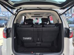 Honda Odyssey 2.0L e:HEV Luxury - ფოტო 18