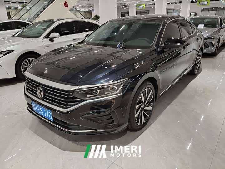 Volkswagen Passat 380TSI Dragon Prestige Edition