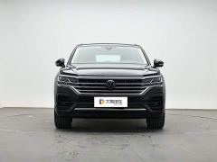 Volkswagen Touareg 3.0TSI Sharp Enjoyment Edition Jet Black Sport Package - photo 2