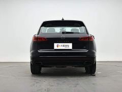 Volkswagen Touareg 3.0TSI Sharp Enjoyment Edition Jet Black Sport Package - photo 4