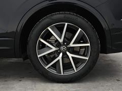 Volkswagen Touareg 3.0TSI Sharp Enjoyment Edition Jet Black Sport Package - photo 9