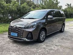 Buick GL8 Land Business Class Smart Edition - ფოტო 1