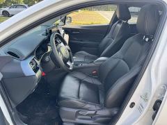 Toyota IZOA Hybrid 2.0L Yixing Edition - фото 17
