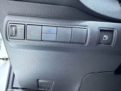 Toyota Corolla Hybrid 1.8H E-CVT Luxury - ფოტო 9