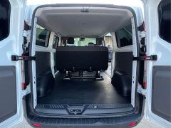 Ford Transit 2.0T Diesel Manual Multi-purpose Commercial Vehicle Mid-wheelbase Low-roof 5/6-seater - photo 12