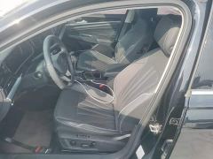 Volkswagen Passat 330TSI Elite - ფოტო 14