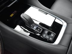 Toyota Alphard Hybrid 2.5L Premium Edition - фото 14